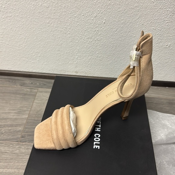 KENNETH COLE HART SANDAL/BUFF - Picture 5 of 6